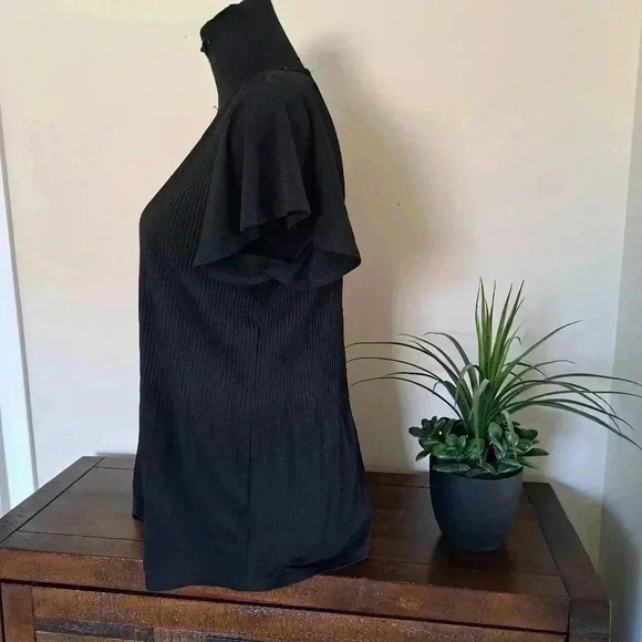 Philosophy Black Pleated Top Medium Lightweight Short Flutter Sleeve - Picture 5 of 15